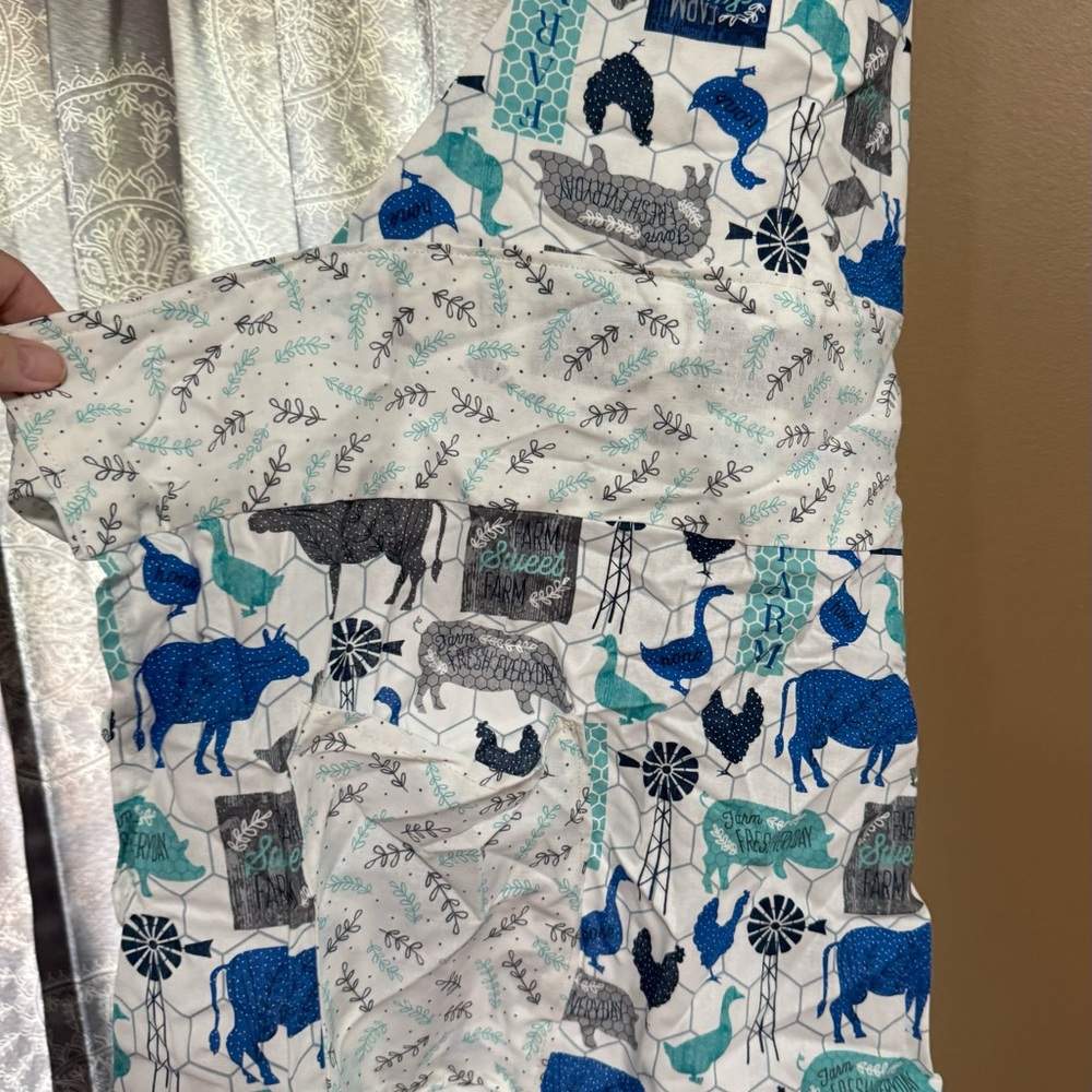 Homemade adult farm them apron. This is unisex.